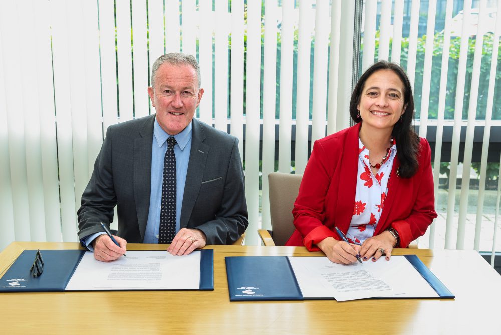 Government representatives from both the Republic of Ireland and Northern Ireland have announced a joint commitment to supporting sustainable tourism on the island of Ireland.