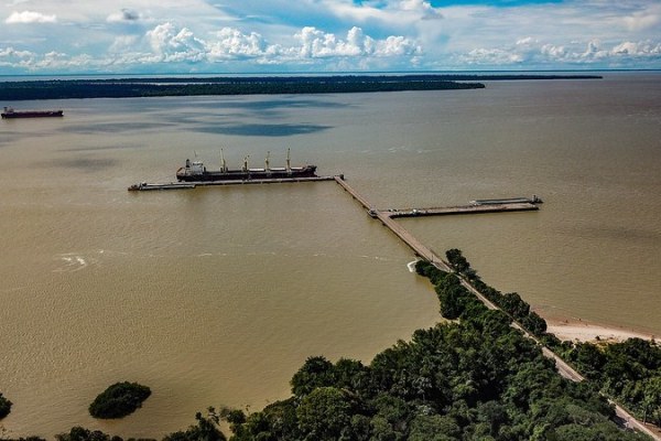 Porto de Outeiro, in Belém — Pará — which is undergoing infrastructure upgrades to receive large vessels during the conference | Foto: Rafa Neddermeyer/Cop30