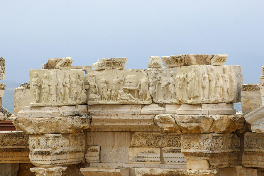 The long-term link between wealth inequality and sustainability – dating back over 10,000 years – is the topic of a new study by researchers at Durham University.