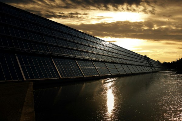 Global corporate funding in the solar energy sector totalled $4.8 billion in the first quarter of this year, according to new data from Mercom Capital Group.