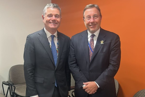 Irish minister for finance, Paschal Donohoe and UNDP administrator Achim Steiner at the World Bank/IMF Spring Meetings in Washington DC.