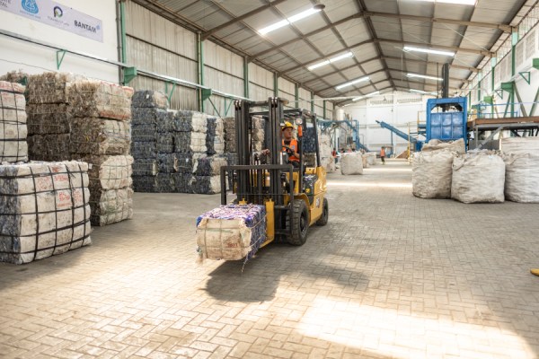 Governments, business leaders and communities need to come together to invest in "scalable, traceable waste infrastructure" to tackle ocean waste, Raffi Schieir, director at Prevented Ocean Plastic has said.