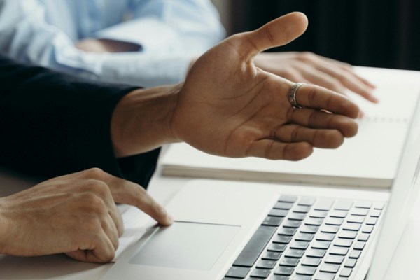 Toward competitive edge: embedding sustainable intelligence into AI-powered decisions for business