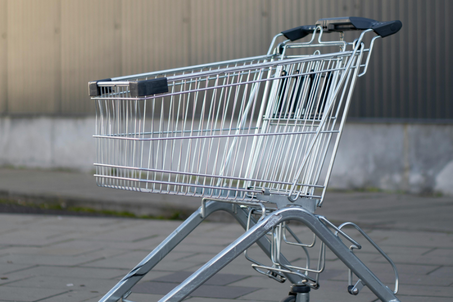 Some 37% of Irish consumers would be willing to pay more for food that supports environmental causes, such as improving soil quality and enhancing biodiversity, a new study by PwC has found.