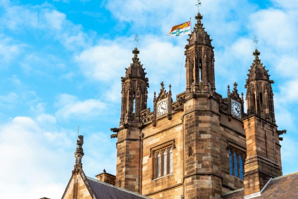 A new study by the University of Sydney has uncovered a new, efficient way to produce ammonia – using artificial lightning to produce it from thin air.