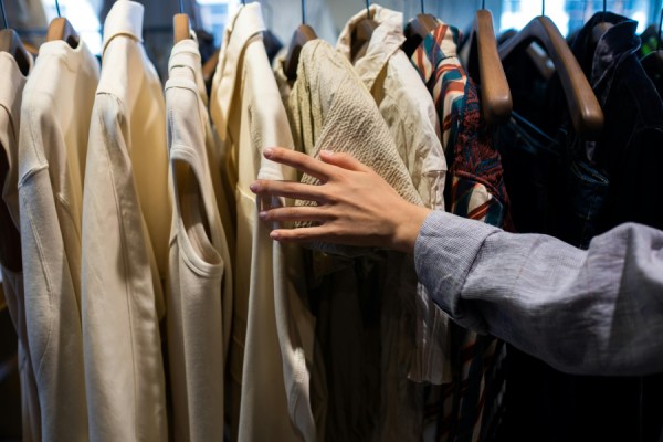 A new study that tracks the journey of second-hand clothing from Sweden to Kenya 'debunks the myth' that second-hand clothing exports constitute dumping, according to Humana Lithuania and the IVL Swedish Environmental Research Institute.