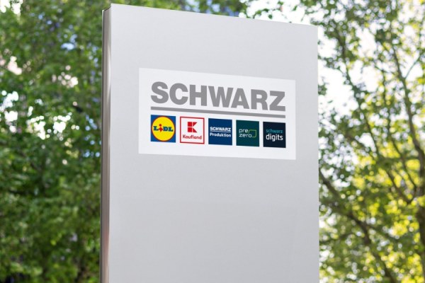 PreZero, part of Lidl owner Schwarz Group, has signed a memorandum of understanding with biotechnology firm REPLOID Group AG, to explore the development of insect-based products.