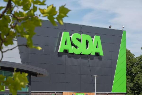 British supermarket chain Asda has teamed up with Lloyds to launch a new sustainability-linked supply chain finance scheme, which seeks to incentivise suppliers to disclose – and improve – their sustainability performance.