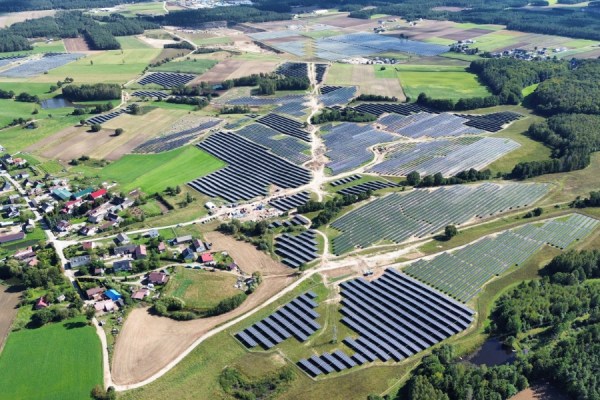 Snacking giant Mars, Incorporated has signed a 'Renewable Acceleration' contract with GoldenPeaks Capital, to support its goal of sourcing 100% renewable electricity across its European operations.