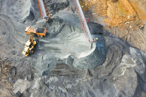 Short-term and operational issues are among the top concerns for mining and metals businesses, with sustainability dropping down the list of priorities, a new study by EY has found.