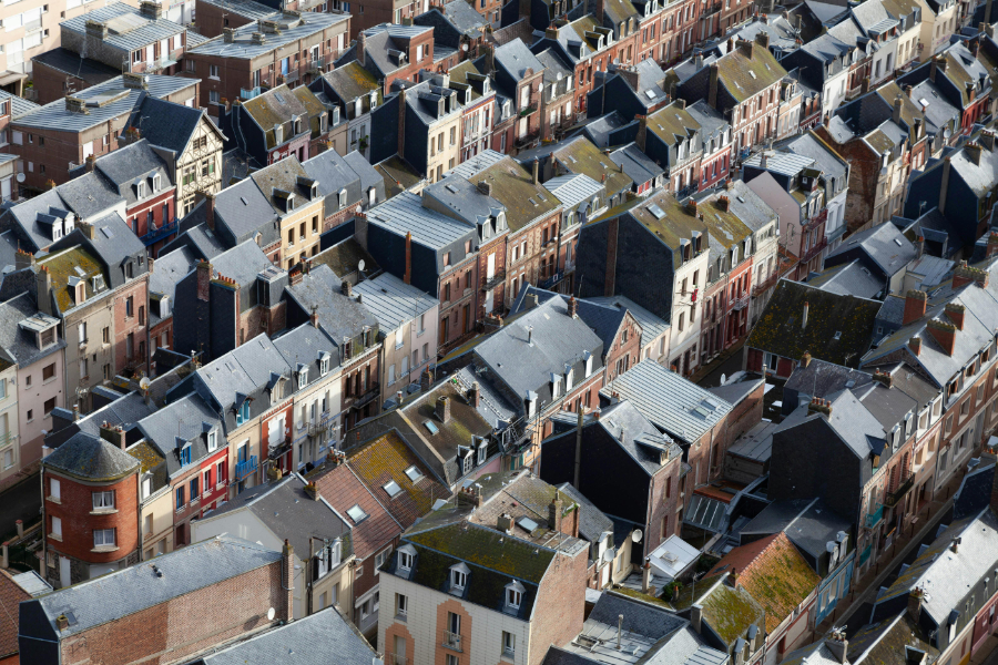 While heat pumps are viewed as a key solution for reducing Europe's reliance on fossil fuels, their adoption remains slower than expected, Ember has said in a new report.