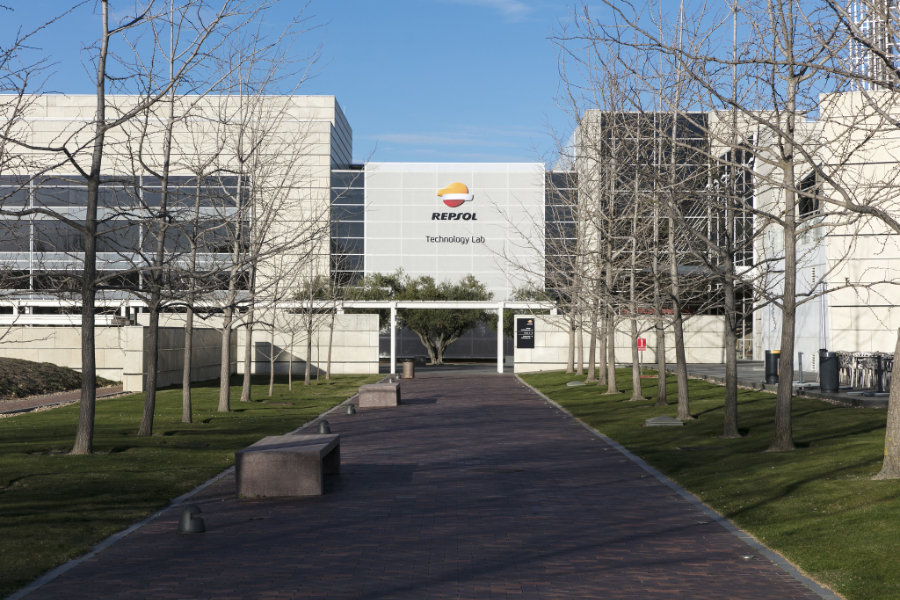 Repsol has adjusted its targets for renewable capacity by the end of the decade, despite seeing increased income from its Low Carbon Generation business.