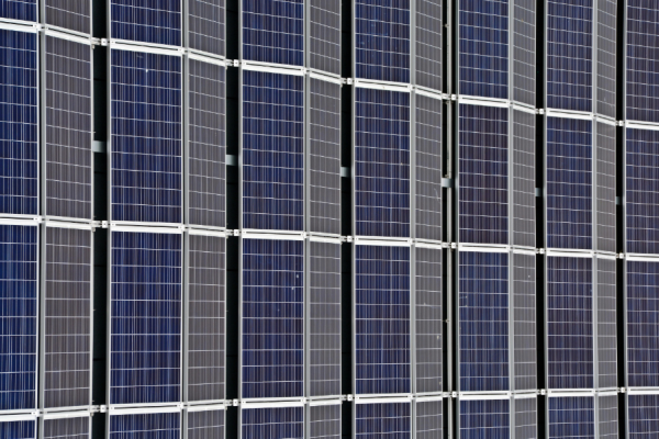 Rooftop photovoltaic systems can help make solar power's land use more efficient, a new study by McGill University has found.