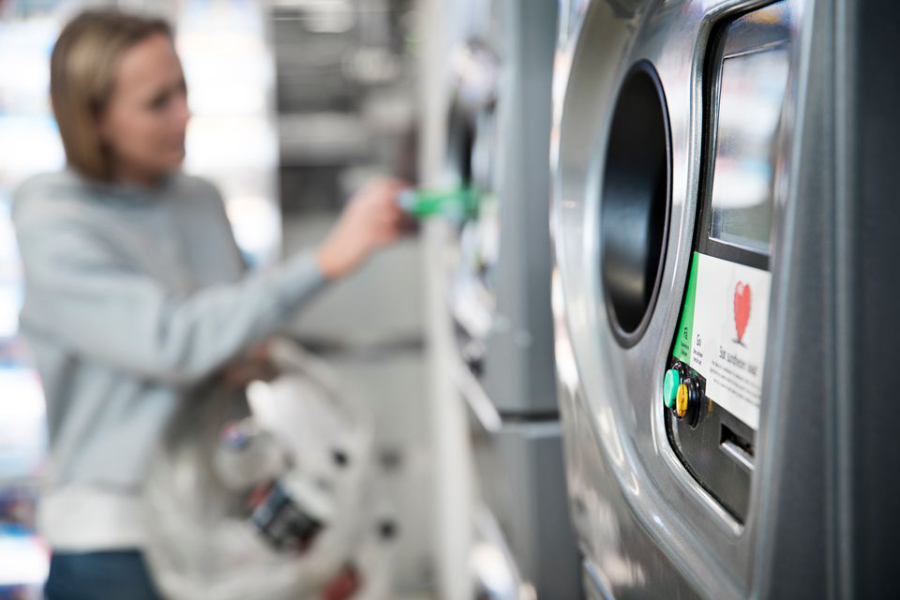 Danish citizens returned a record 2.2 billion bottles and cans in 2025, the highest level ever recorded by Dansk Retursystem, the non-profit that manages the country's deposit return system.