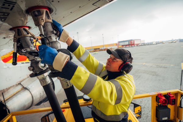 DHL deepens collaboration with IAG Cargo on sustainable aviation fuel