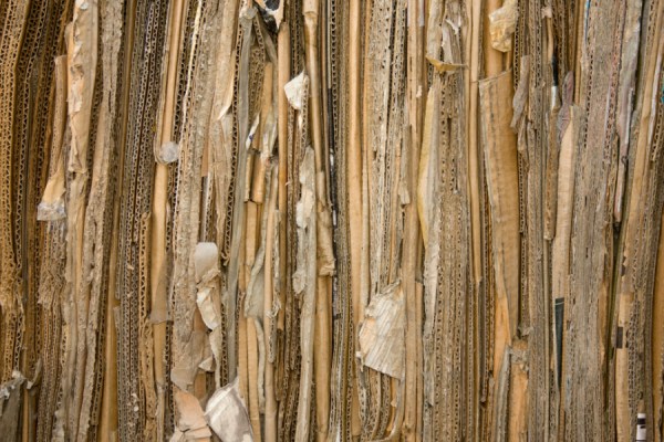 How businesses incorporate sustainable packaging to reduce waste