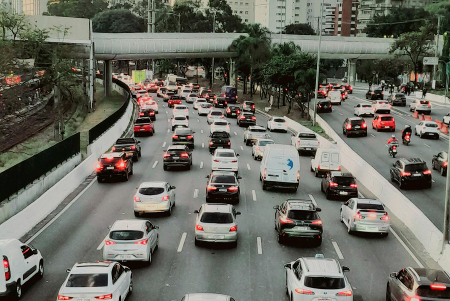 Cities should focus on locating housing development close to city centres and workplaces in order to tackle transport-related emissions, a new study by the Potsdam Institute for Climate Impact Research has suggested.