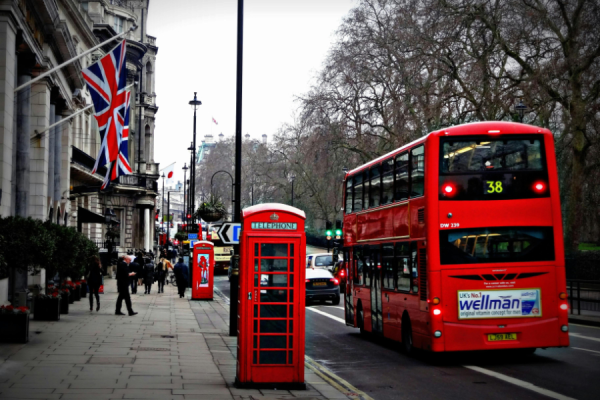 Following the surge for Reform – and slump in support for Labour – in the UK's council elections, the European Green Party has become the first political party to make an explicit invitation for the UK to rejoin the EU.