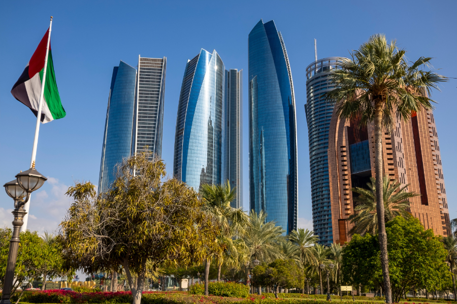 Abu Dhabi has set the target of achieving a 75% reduction in emissions from its power sector by 2035, while also increasing the share of electricity generation from clean and renewable sources to 60%.
