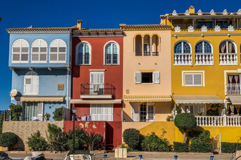 With much of Europe setting off on a well-deserved summer break, new analysis from holiday rental firm Interhome has found that bookings of sustainable holiday homes have more than doubled in several key markets.