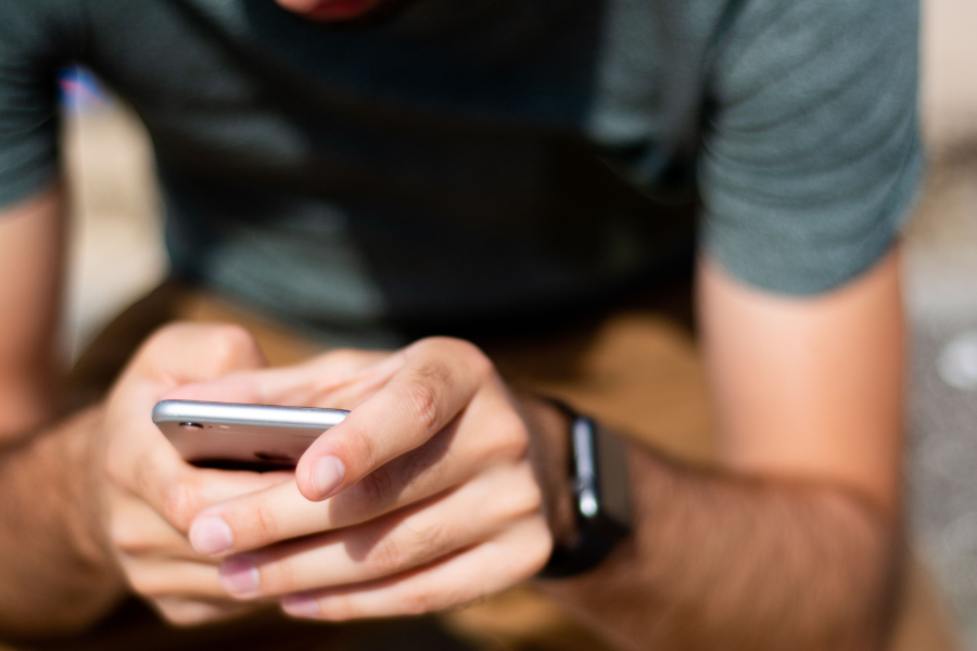 Greater access to renewable energy, particularly in emerging markets, will be 'essential' if the mobile industry is to remain on track to achieve net zero emissions by 2050, the GSMA has said.