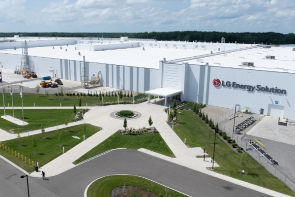 LG Energy Solution has commenced production at its new 226-acre battery manufacturing facility in Michigan, in the United States, which will manufacture large-format batteries for both battery energy storage systems (BESS) and electric vehicles.