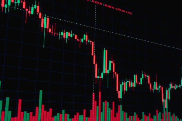 Investors tend to react more strongly to ESG downgrades when they have high expectations about a particular firm, according to a new report from Murdoch University.