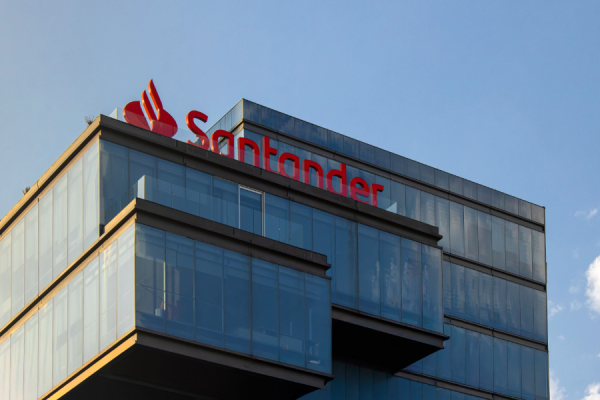 Banco Santander has raised or facilitated €188 billion in green finance as of the first half of this year, reaching more than 85% of its €220 billion target for the end of the decade.