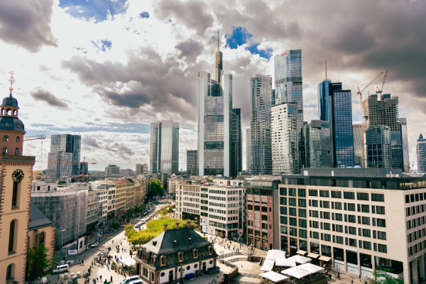 European investors 'leading global momentum' on sustainability and energy transition